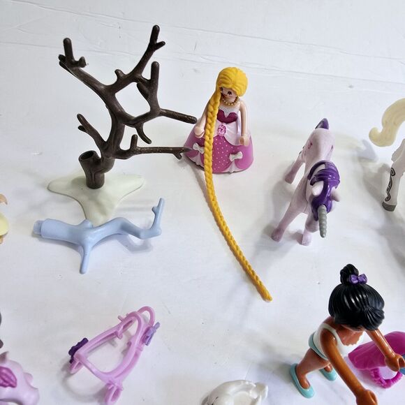 Playmobile 8 People Lot Fairy Elf Unicorn Figures and Accessories - Picture 6 of 8
